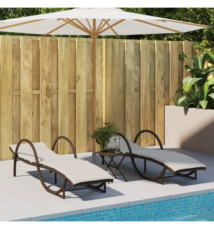 Chaises longues lot de 2 avec coussins marron résine tressée | Mobilier & Déco