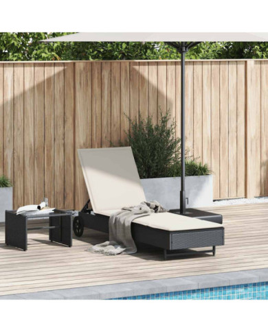 Chaise longue avec roues et coussin noir résine tressée | Mobilier & Déco