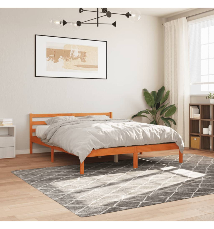 Cadre de lit sans matelas cire marron 200x200cm bois pin massif | Mobilier & Déco