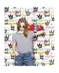 Noordwand Papier peint Friends et Coffee Sith Graffity and Crowns | Mobilier & Déco