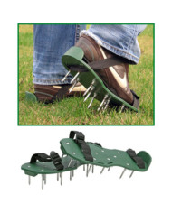 HI Sandales à aérateur de pelouse Vert | Mobilier & Déco